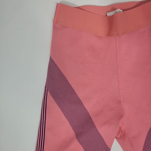 Fabletics Women's Ultra High-Waisted Seamless Ribbed Biker Shorts Size S - Picture 3 of 12